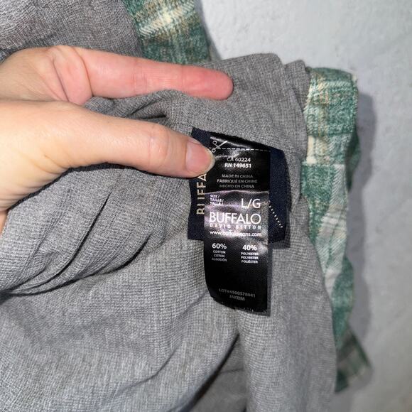 Buffalo David Bitton Men's Jakeim Plaid Hoodie Shacket forest green Large $99 - Picture 7 of 7